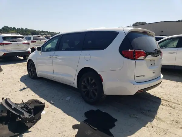 2C4RC1FG2JR356854 2018 CHRYSLER PACIFICA - Image 2
