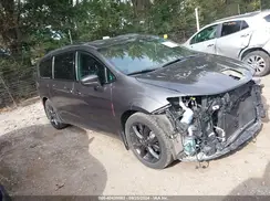 2C4RC1FG2KR532092 2019 CHRYSLER PACIFICA