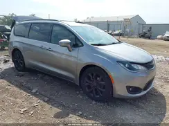 2C4RC1FG2KR532416 2019 CHRYSLER PACIFICA