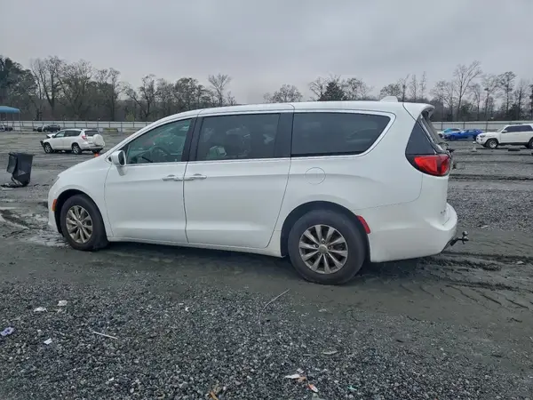 2C4RC1FG2KR588968 2019 CHRYSLER PACIFICA - Image 2