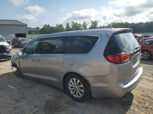 2C4RC1FG2KR589165 2019 CHRYSLER PACIFICA - Image 2