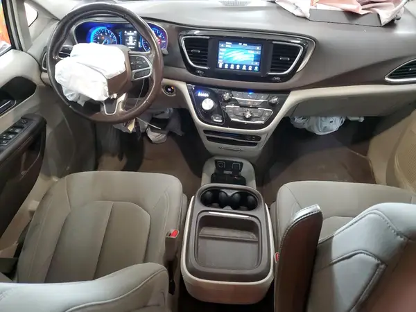 2C4RC1FG2KR589182 2019 CHRYSLER PACIFICA - Image 8
