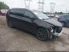 2C4RC1FG2KR593829 2019 CHRYSLER PACIFICA