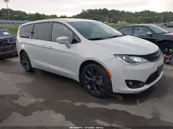 2C4RC1FG2KR638803 2019 CHRYSLER PACIFICA