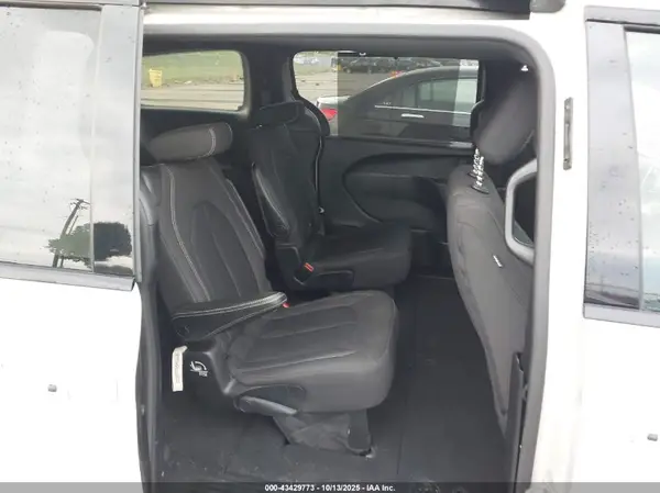2C4RC1FG2KR638803 2019 CHRYSLER PACIFICA - Image 8