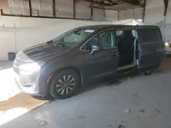 2C4RC1FG2KR667878 2019 CHRYSLER PACIFICA
