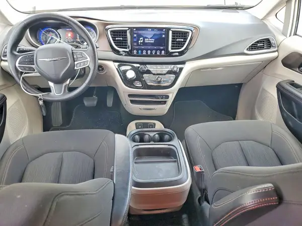 2C4RC1FG2KR686821 2019 CHRYSLER PACIFICA - Image 8