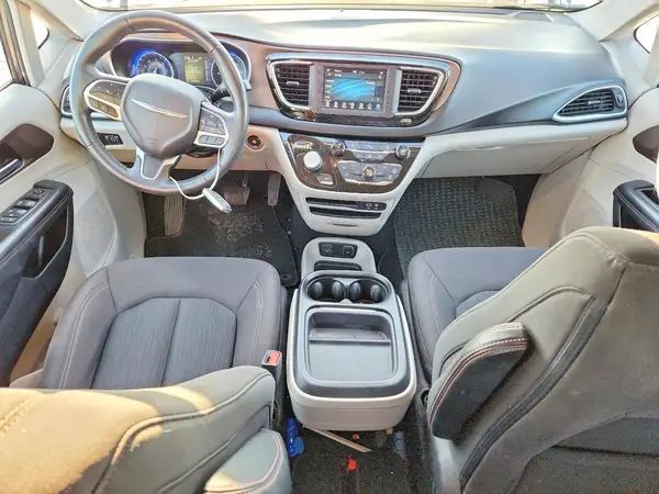 2C4RC1FG2KR748962 2019 CHRYSLER PACIFICA - Image 8