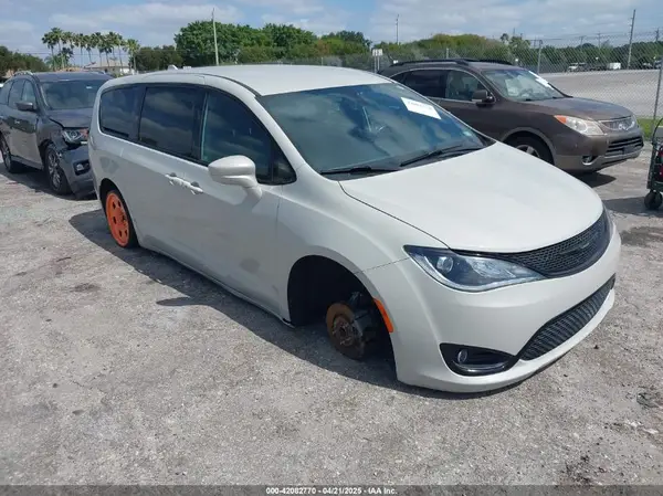 2C4RC1FG2LR149545 2020 CHRYSLER PACIFICA - Image 1