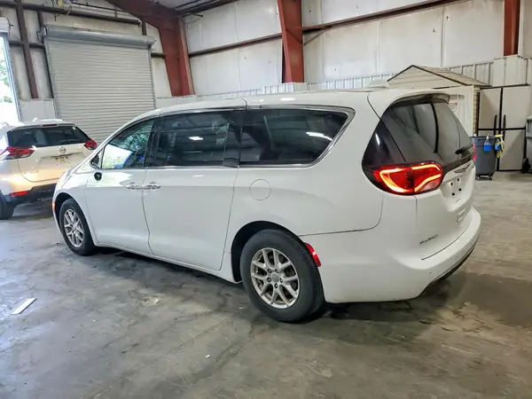2C4RC1FG2LR158892 2020 CHRYSLER PACIFICA - Image 2