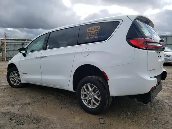 2C4RC1FG2RR120586 2024 CHRYSLER PACIFICA - Image 2