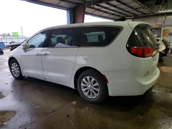 2C4RC1FG3JR100741 2018 CHRYSLER PACIFICA - Image 2