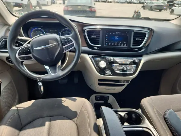 2C4RC1FG3JR116759 2018 CHRYSLER PACIFICA - Image 8