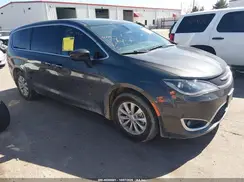 2C4RC1FG3JR117202 2018 CHRYSLER PACIFICA