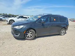 2C4RC1FG3JR122674 2018 CHRYSLER PACIFICA