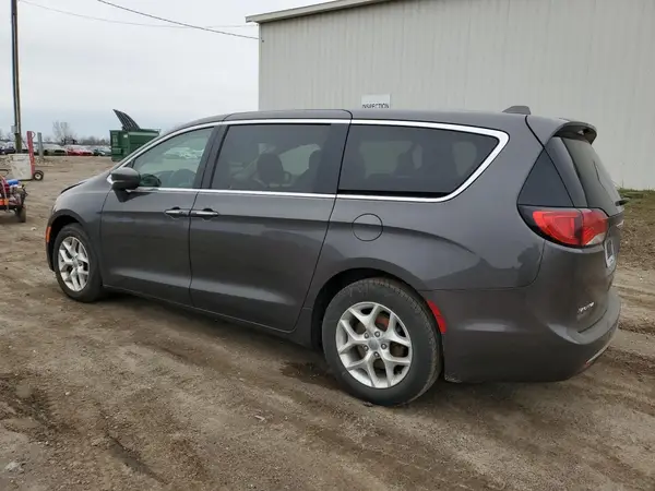 2C4RC1FG3JR122965 2018 CHRYSLER PACIFICA - Image 2