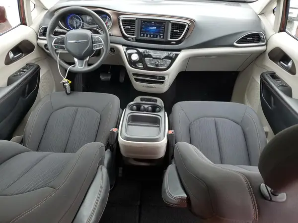 2C4RC1FG3JR123713 2018 CHRYSLER PACIFICA - Image 8