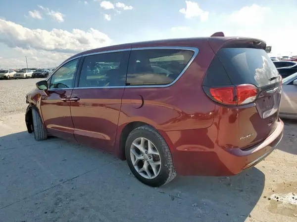 2C4RC1FG3JR125624 2018 CHRYSLER PACIFICA - Image 2