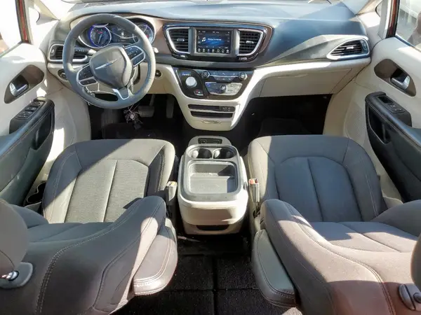 2C4RC1FG3JR125624 2018 CHRYSLER PACIFICA - Image 8
