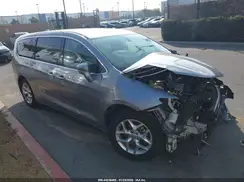 2C4RC1FG3JR126109 2018 CHRYSLER PACIFICA
