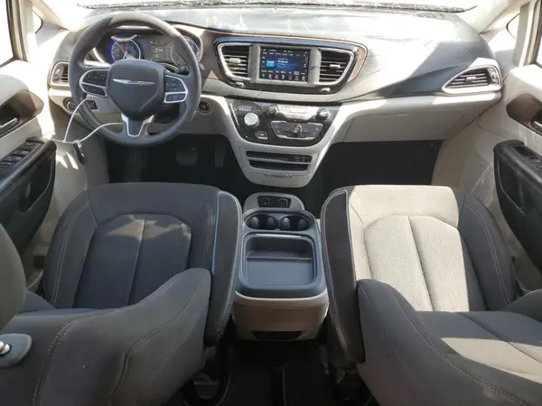 2C4RC1FG3JR128930 2018 CHRYSLER PACIFICA - Image 8