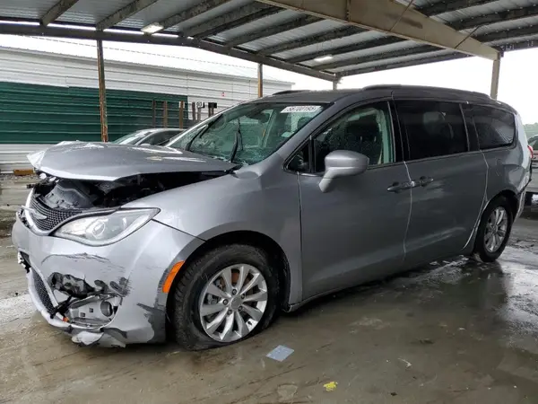 2C4RC1FG3JR174693 2018 CHRYSLER PACIFICA - Image 1
