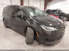 2C4RC1FG3JR194085 2018 CHRYSLER PACIFICA