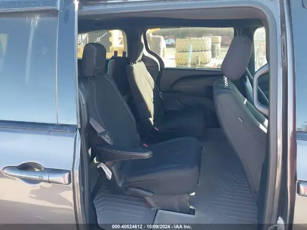2C4RC1FG3JR204503 2018 CHRYSLER PACIFICA - Image 8
