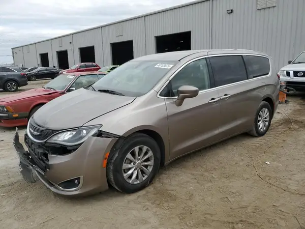 2C4RC1FG3JR233998 2018 CHRYSLER PACIFICA - Image 1