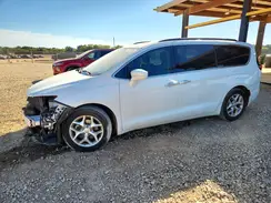 2C4RC1FG3JR235475 2018 CHRYSLER PACIFICA