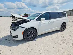2C4RC1FG3JR260084 2018 CHRYSLER PACIFICA