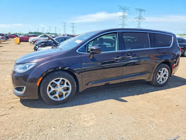 2C4RC1FG3JR271215 2018 CHRYSLER PACIFICA - Image 1