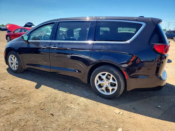 2C4RC1FG3JR271215 2018 CHRYSLER PACIFICA - Image 2