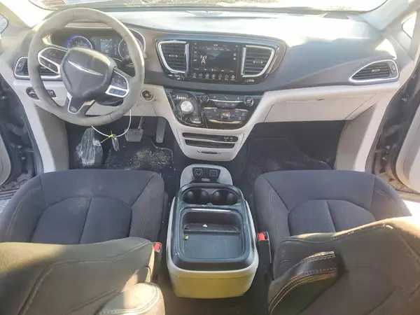 2C4RC1FG3JR306738 2018 CHRYSLER PACIFICA - Image 8