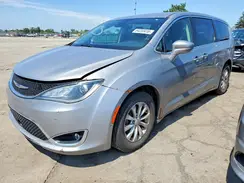 2C4RC1FG3KR610251 2019 CHRYSLER PACIFICA