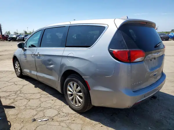 2C4RC1FG3KR610251 2019 CHRYSLER PACIFICA - Image 2