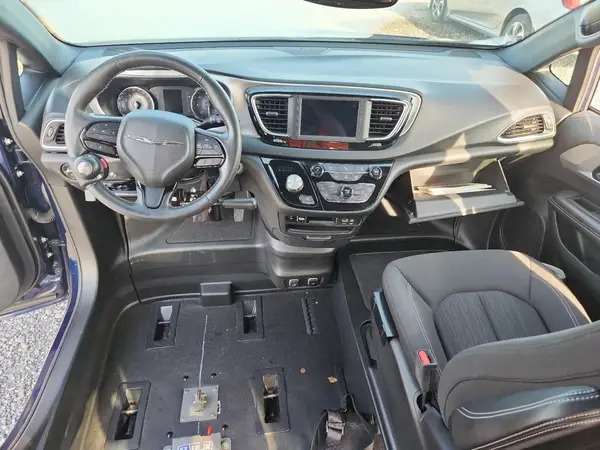 2C4RC1FG3KR643783 2019 CHRYSLER PACIFICA - Image 8