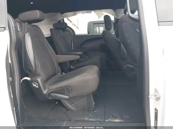 2C4RC1FG3KR653147 2019 CHRYSLER PACIFICA - Image 8