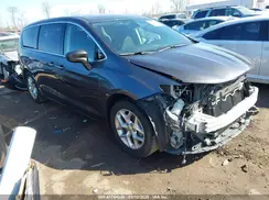2C4RC1FG3KR708986 2019 CHRYSLER PACIFICA