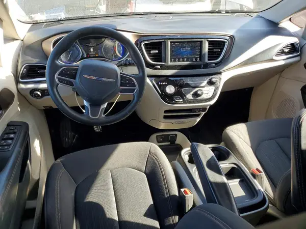 2C4RC1FG3KR734147 2019 CHRYSLER PACIFICA - Image 8