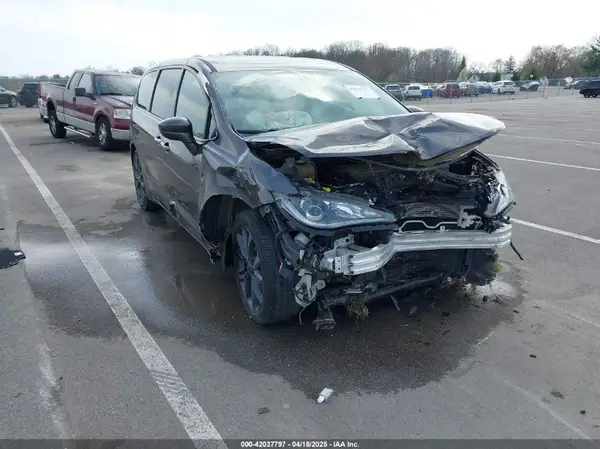 2C4RC1FG3LR109958 2020 CHRYSLER PACIFICA - Image 1