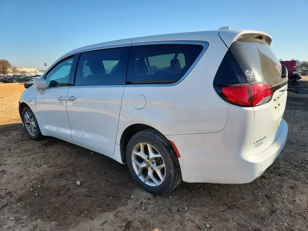 2C4RC1FG3LR141924 2020 CHRYSLER PACIFICA - Image 2