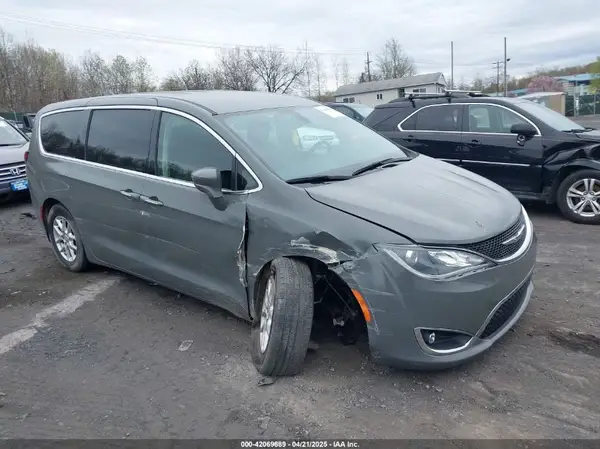2C4RC1FG3LR245765 2020 CHRYSLER PACIFICA - Image 1