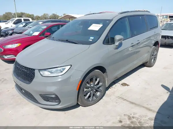 2C4RC1FG3MR568750 2021 CHRYSLER PACIFICA - Image 2
