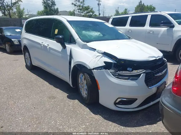 2C4RC1FG3RR144993 2024 CHRYSLER PACIFICA - Image 1