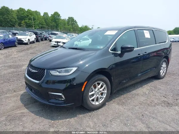2C4RC1FG3RR154388 2024 CHRYSLER PACIFICA - Image 2