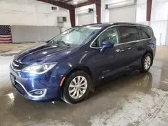 2C4RC1FG4JR104667 2018 CHRYSLER PACIFICA