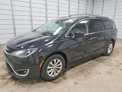 2C4RC1FG4JR115751 2018 CHRYSLER PACIFICA