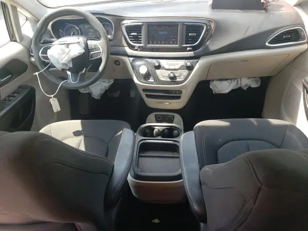 2C4RC1FG4JR125972 2018 CHRYSLER PACIFICA - Image 8