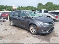 2C4RC1FG4JR128161 2018 CHRYSLER PACIFICA